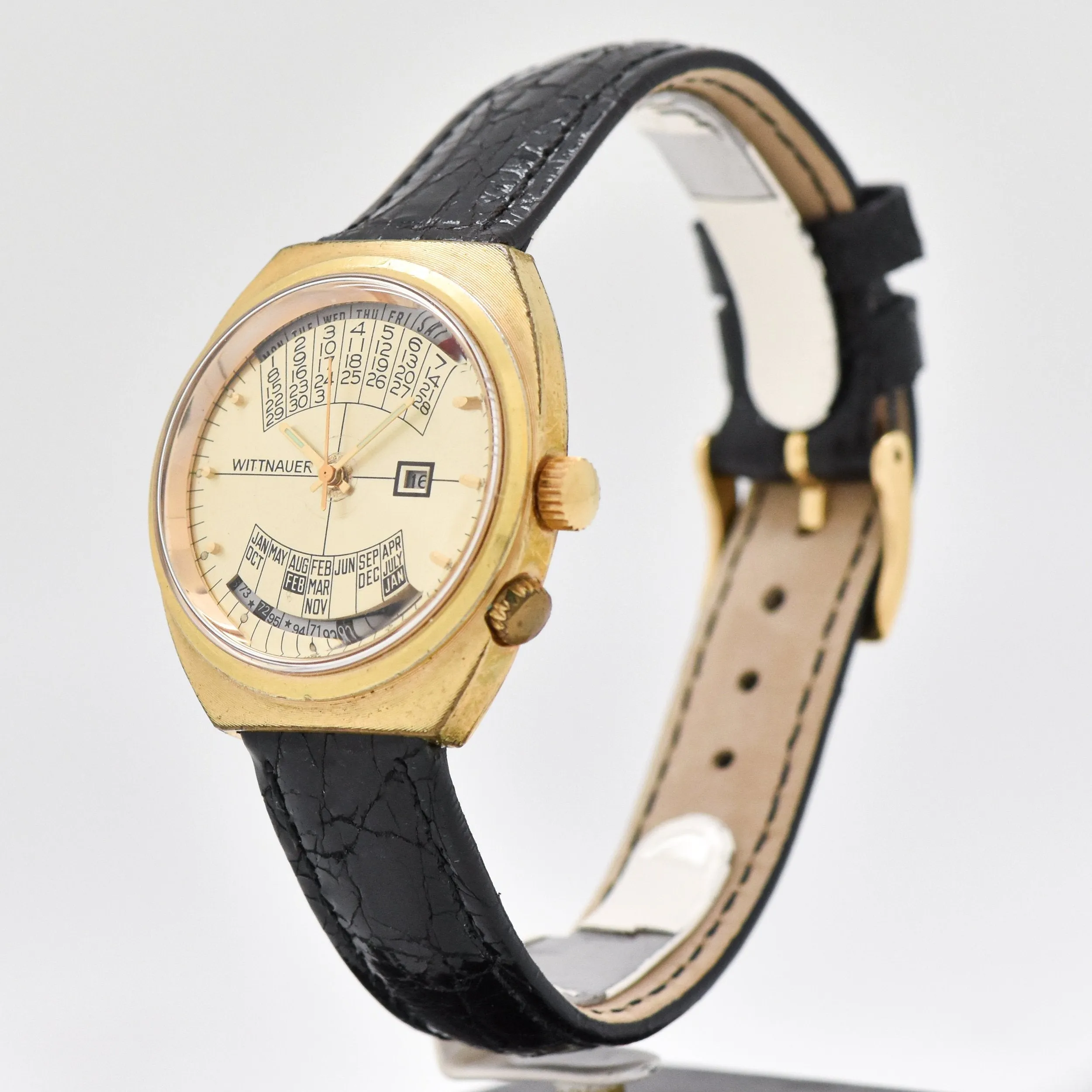 1971 Wittnauer 2000 Ladies Calendar Base Metal And Stainless Steel Watch (# 14533)