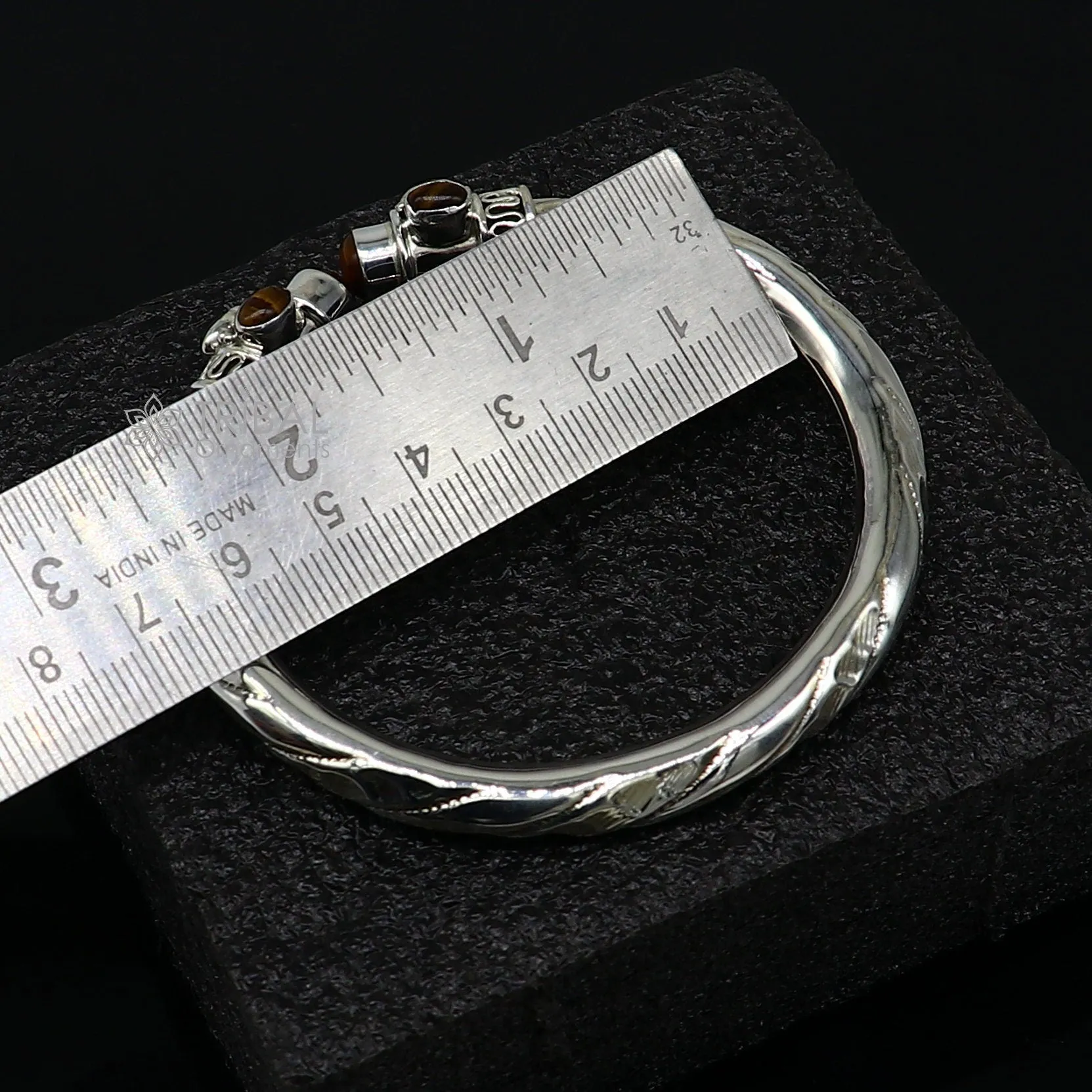 925 sterling silver fabulous tiger eyes stone handmade bangle bracelet kada unisex customized trendy stylish jewelry from india nsk715