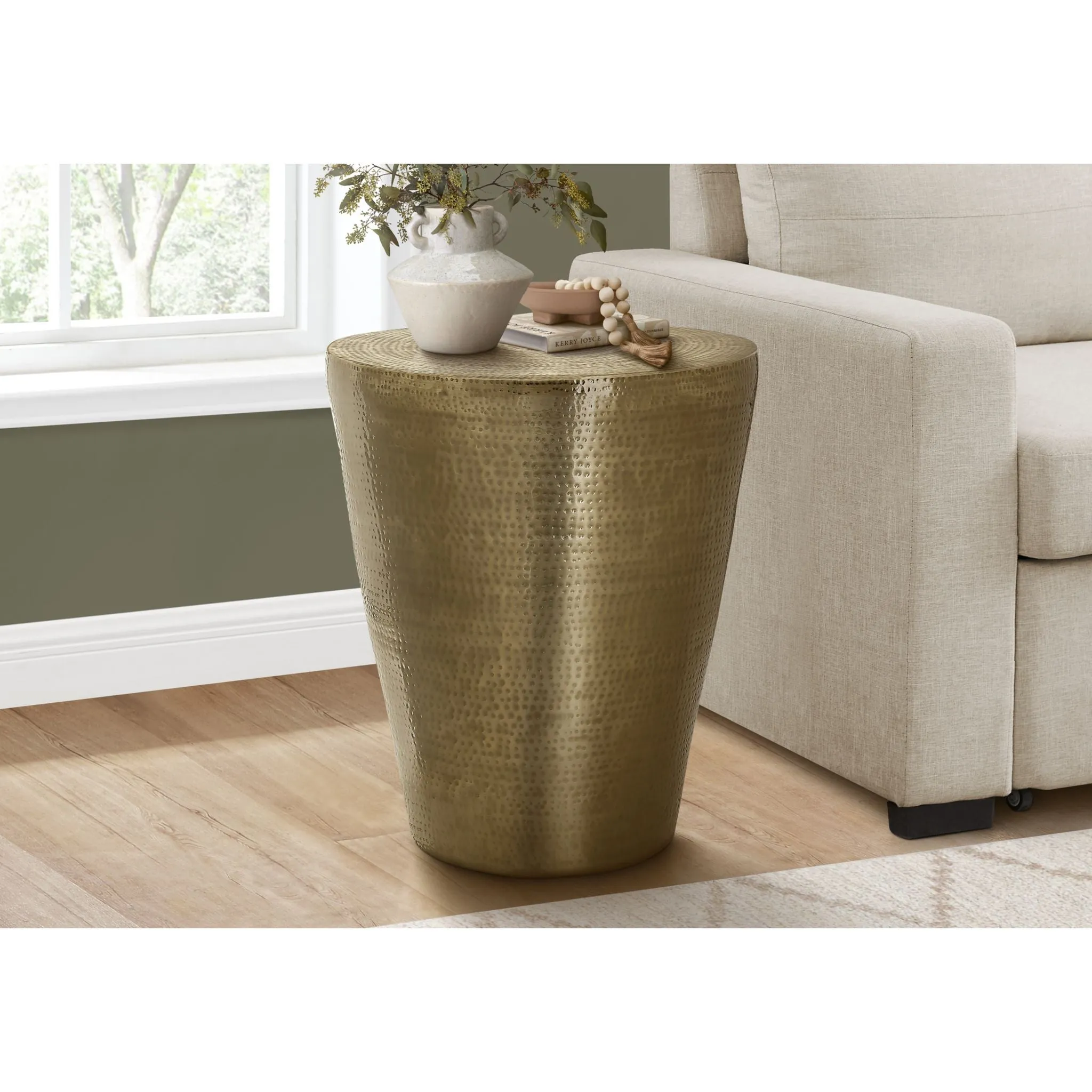 April Accent Table