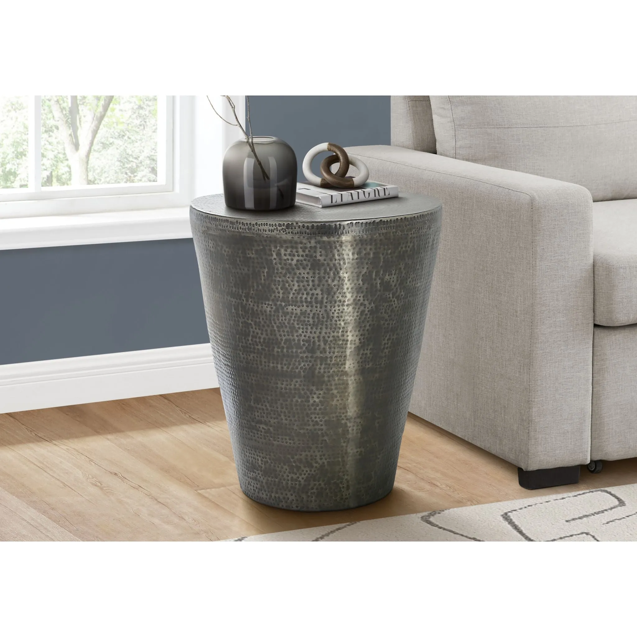 April Accent Table
