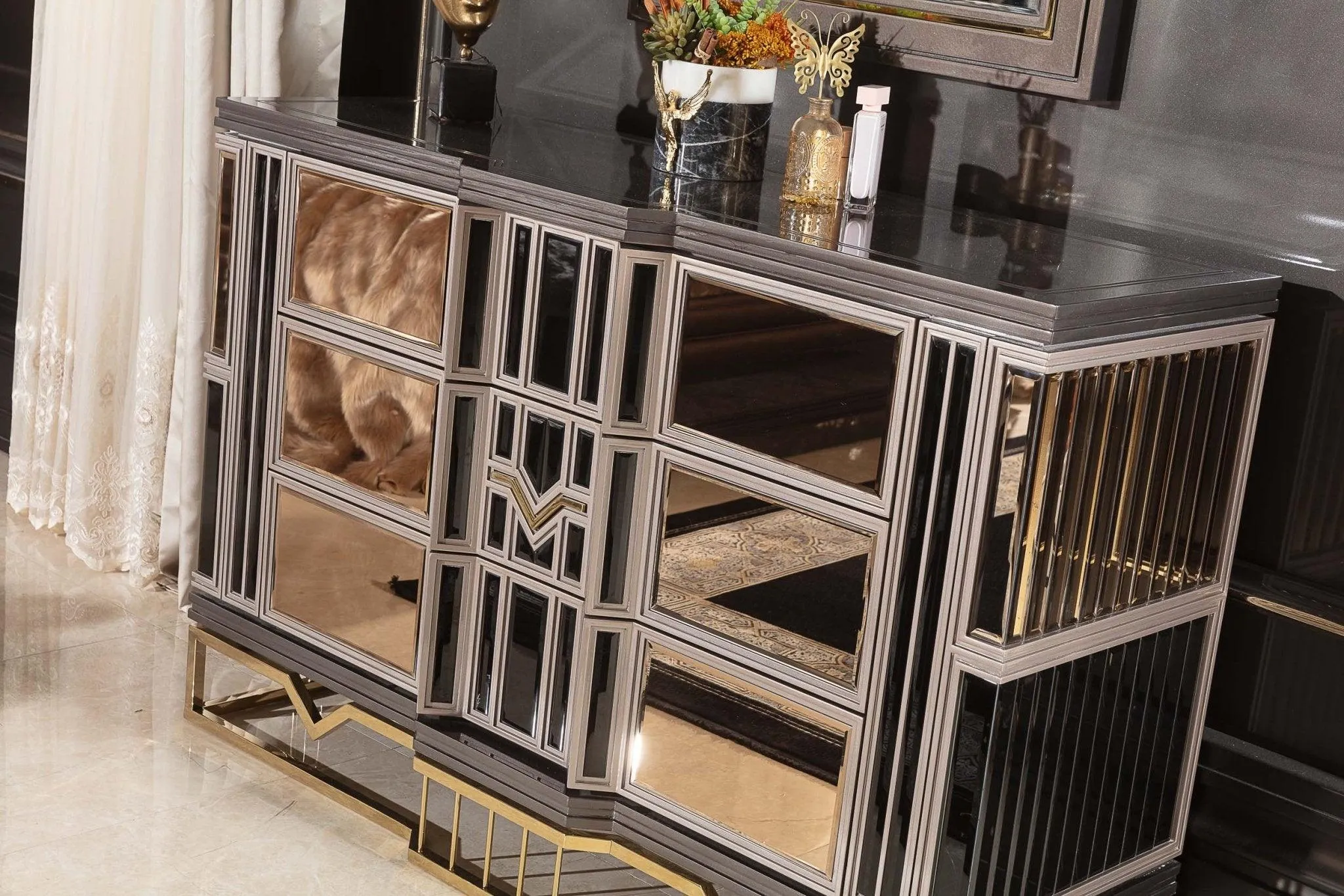 Asteria Dresser