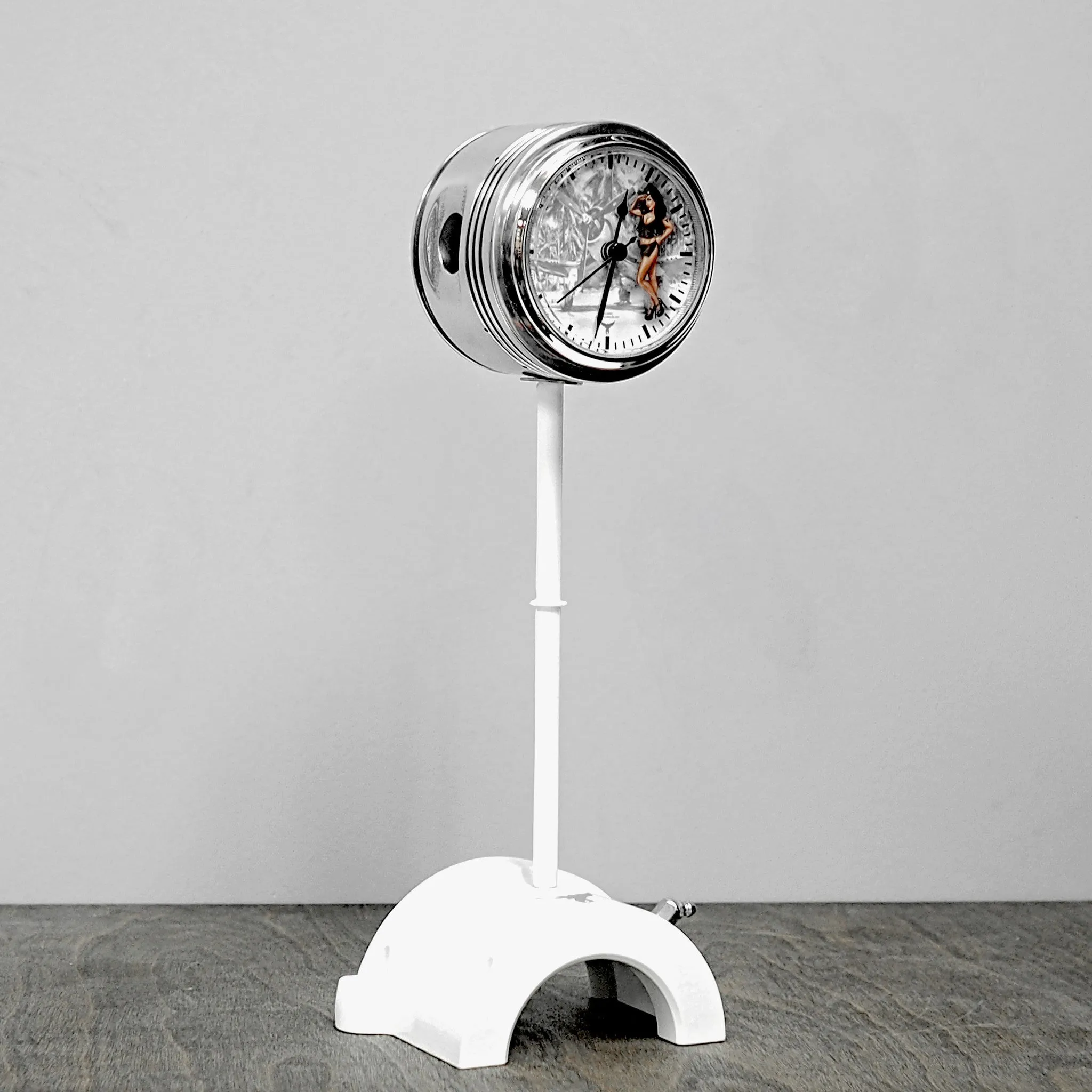 High in the Sky Continental Motors 0-200 C90 Airplane Engine Polished Chrome Piston Pinup Clock