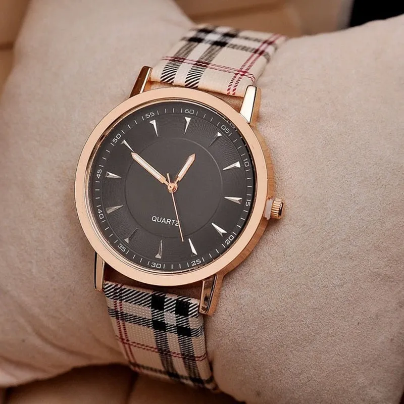 Women Watches reloj mujer Fashion Luxury brand Bear Quartz Wristwatches Leather Belt Casual Watch Clock Gift Relogio Feminino